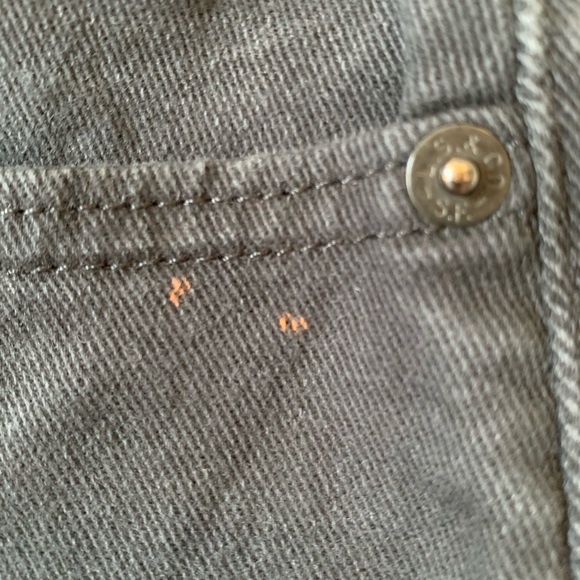 Black Levi’s Jeans - Picture 2 of 2